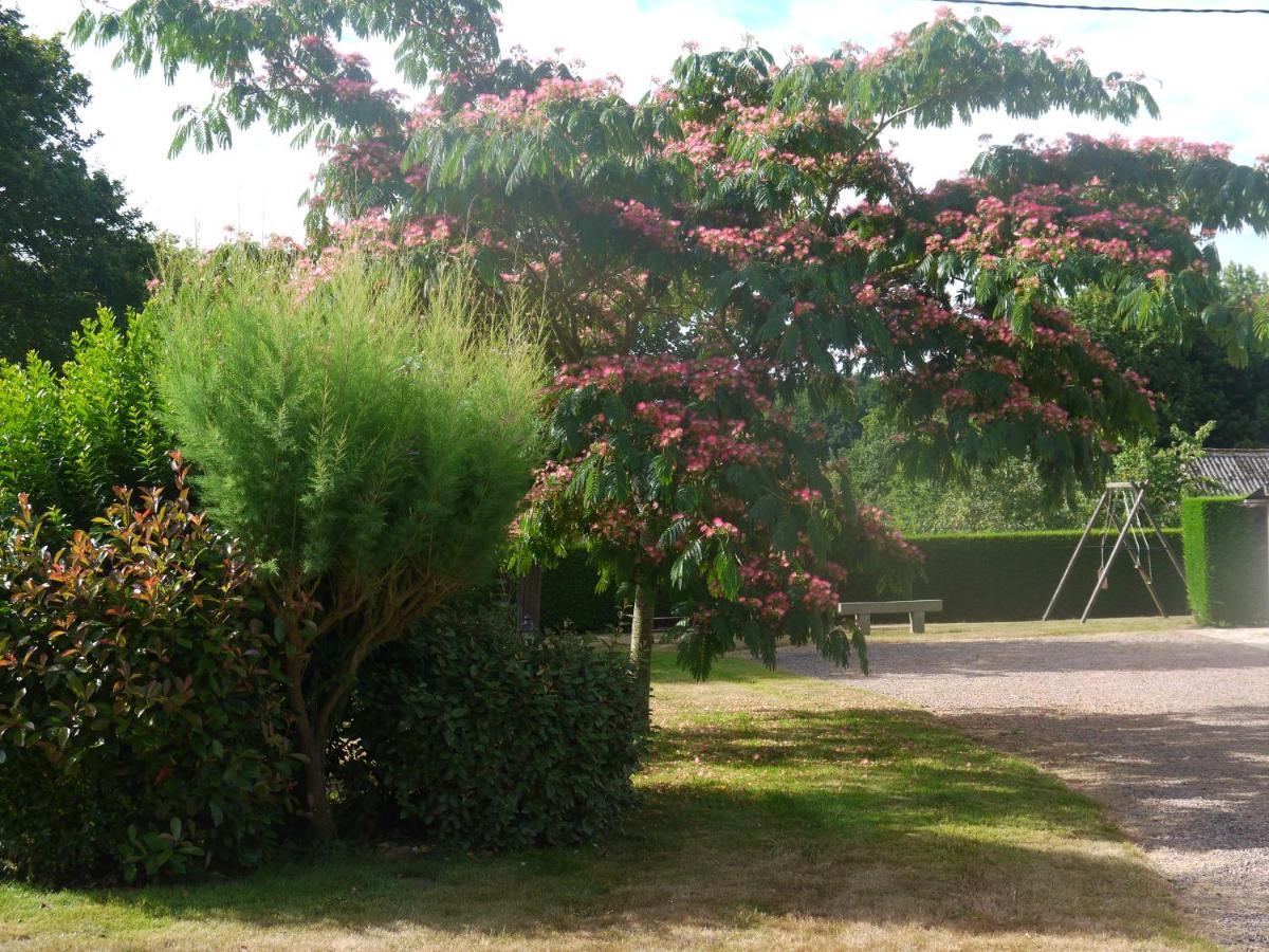 Hotel Gite Les Sageais Baguer-Morvan Esterno foto